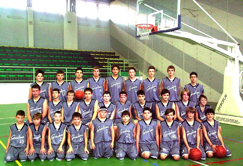 Mladi košarkaši KK Gradina Srebrenik